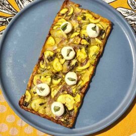Imagem da notícia Farinatta: A Tradição Italiana em uma Versão Vegana e Versátil